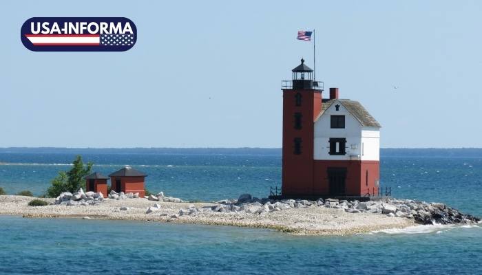 Visita-Isla-de-Mackinac-Michigan-hermoso-lugar-turístico-que-debes-conocer-en-los-estados-unidos